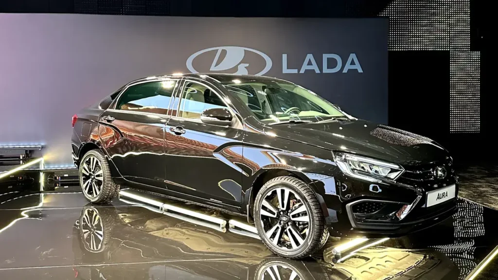 Lada Aura 2026: цена, комплектации и бесключевой доступ