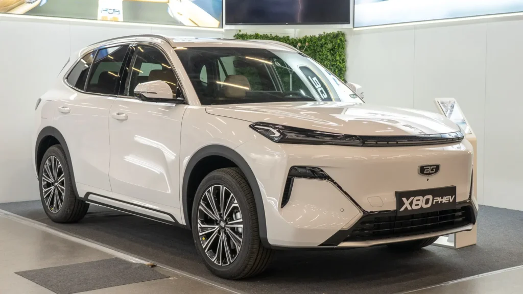 Belgee X80 PHEV 2026: Главный гибрид года едет в Россию — обзор и цены