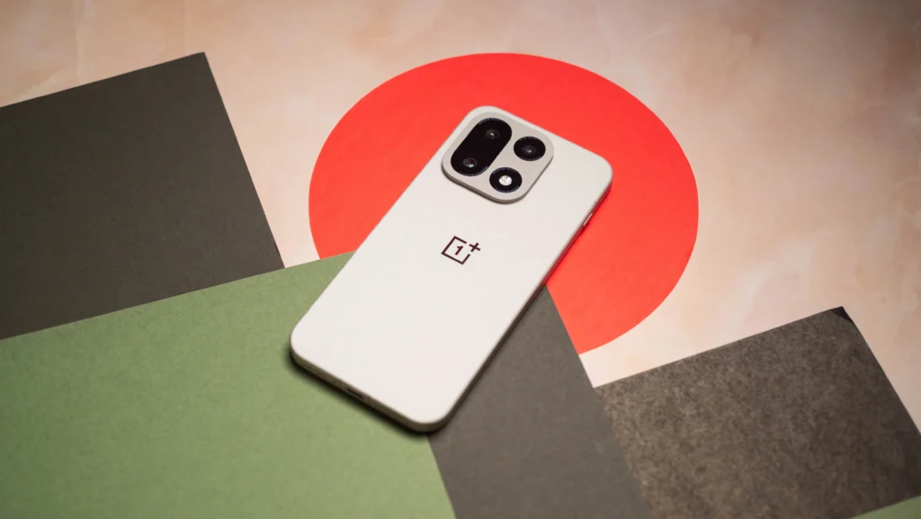 OnePlus 16: Монстр на 240 Гц с батареей 9000 мАч и Snapdragon 8 Elite