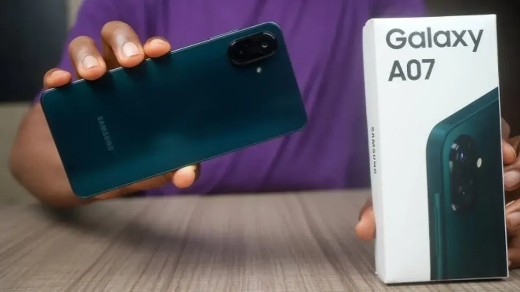Обзор Samsung Galaxy A07 5G: батарея 6000 мАч и 6 лет обновлений