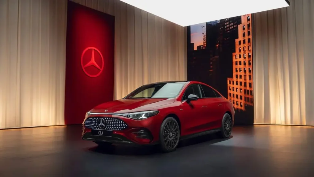 Mercedes-Benz CLA Electric: Запас хода 750 км и старт продаж 2026