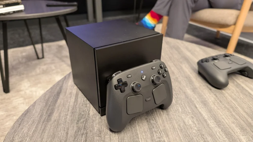 Steam Machine 2026: Valve везет 50 тонн консолей, продажи в мае?