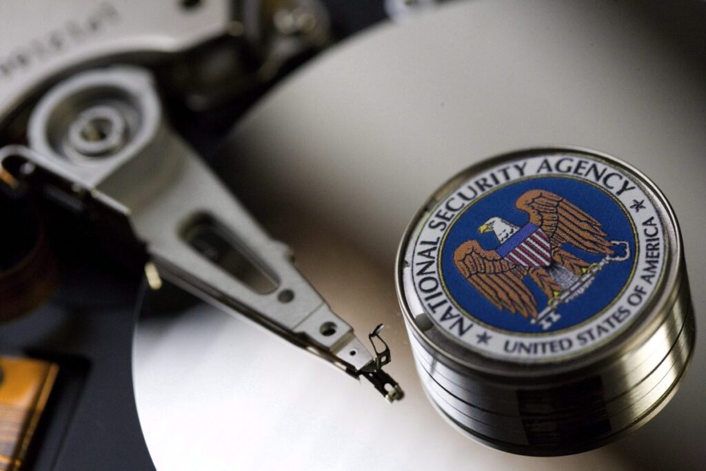 Цифровой Армагеддон: Как спецслужбы США потеряли контроль над своим главным киберарсеналом